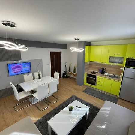 Апартамент Св. Антоний Велики Apartment St. Anthony The Great サンダンスキ エクステリア 写真