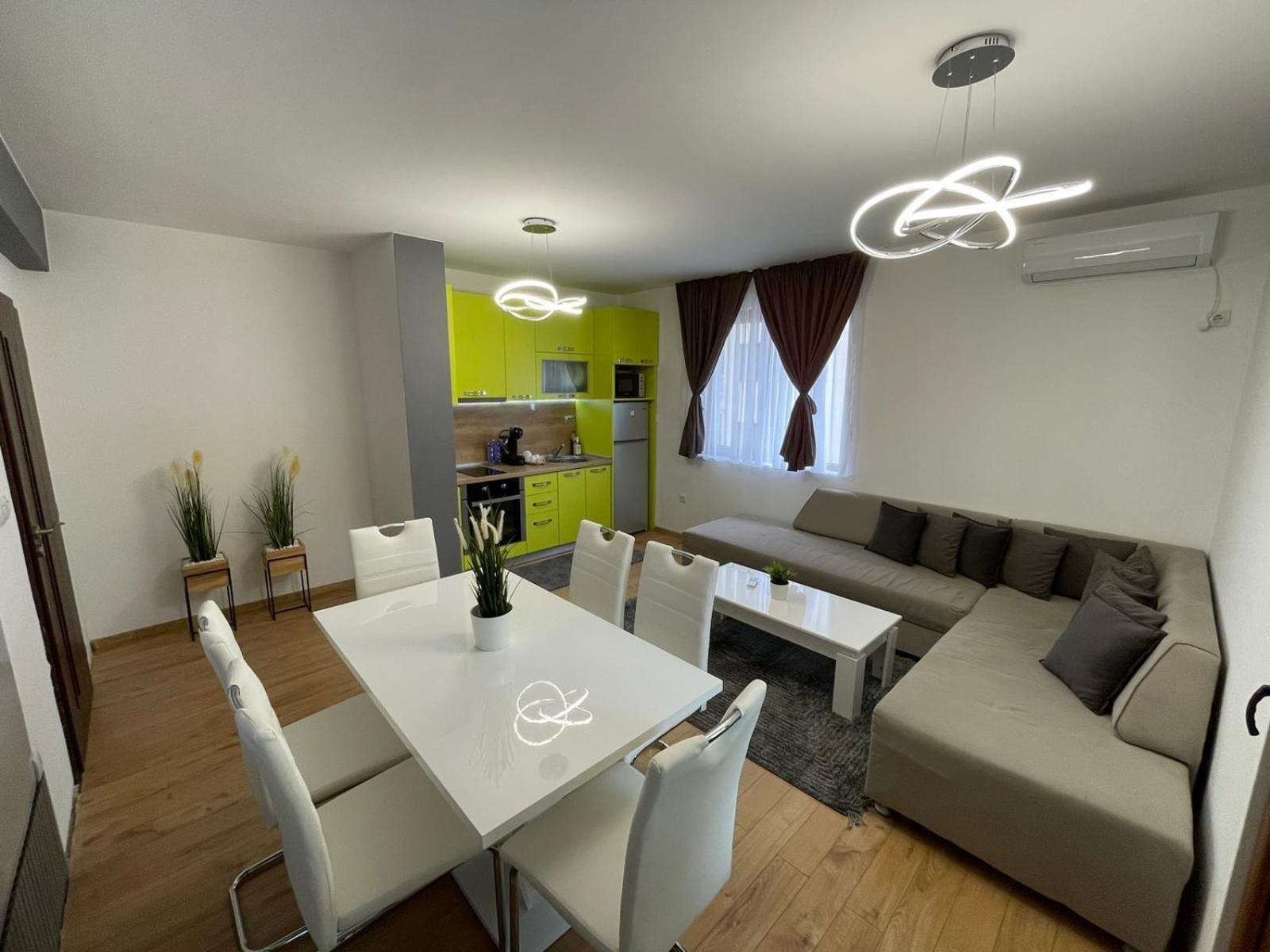 Апартамент Св. Антоний Велики Apartment St. Anthony The Great サンダンスキ エクステリア 写真